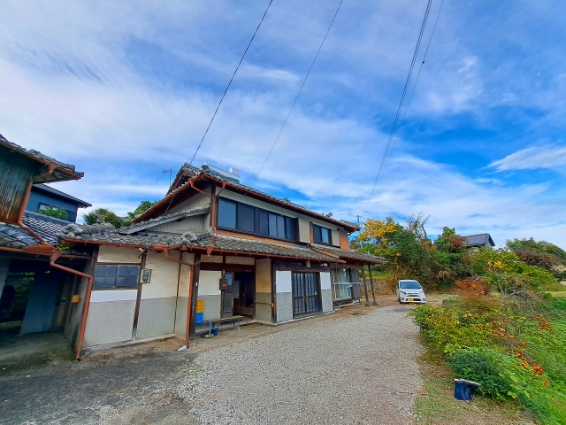 手軽な菜園スペース付中古住宅