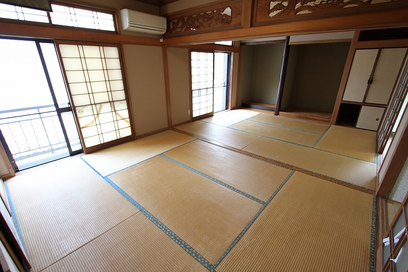 ガレージ・作業スペース付作業小屋