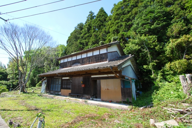 国東市武蔵町　廃屋付き土地